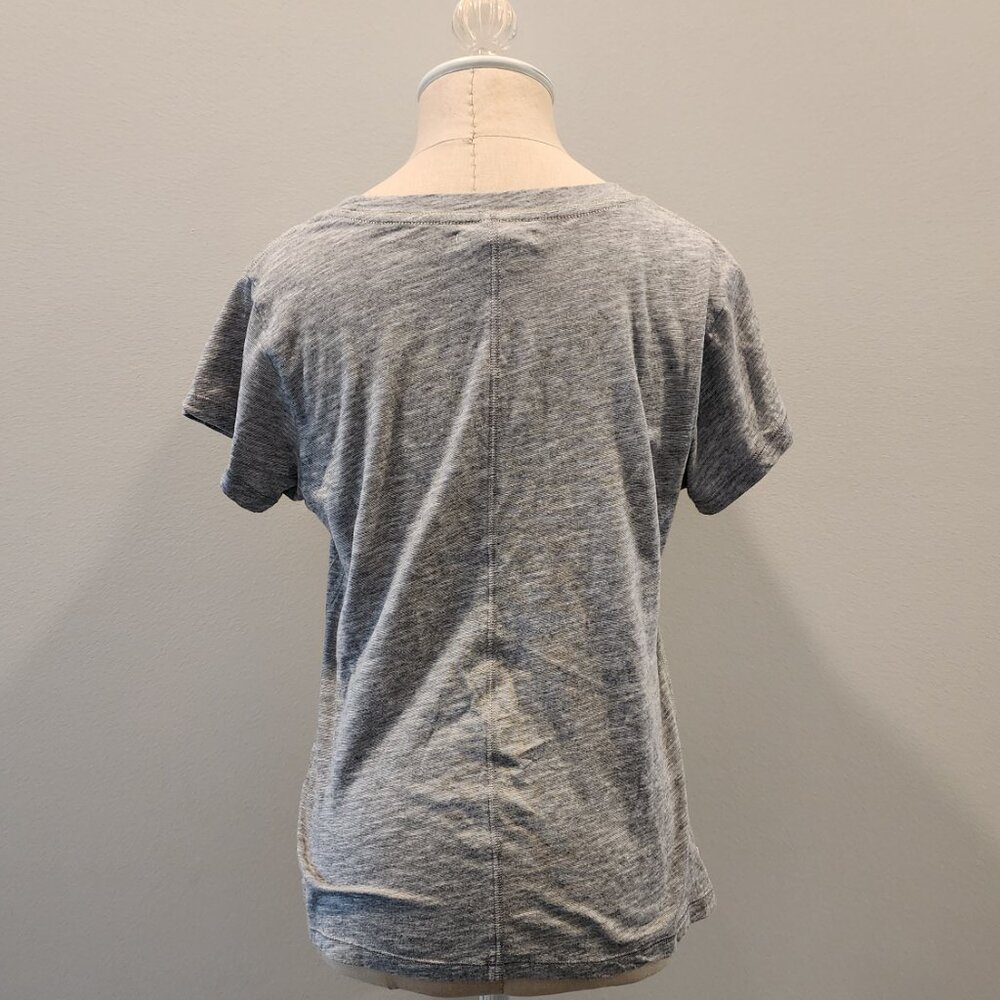 Label + Thread Graphic Ava Tee - Picture 2 of 4